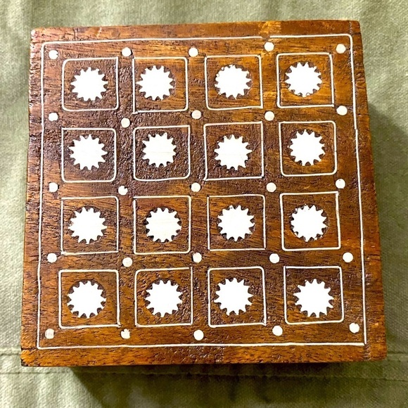 Other - Wooden box sun dot design vintage keeper. #18-126